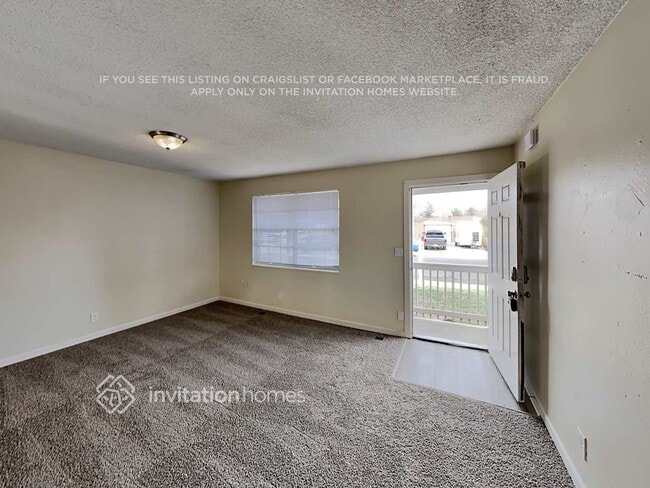 Building Photo - 5511 Revere St