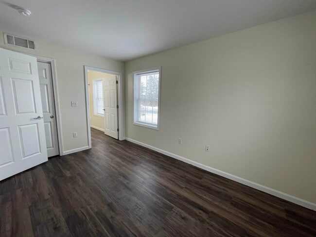 Building Photo - 20 Sentinel Court