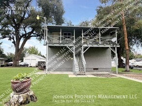 Building Photo - 2002 Walnut St