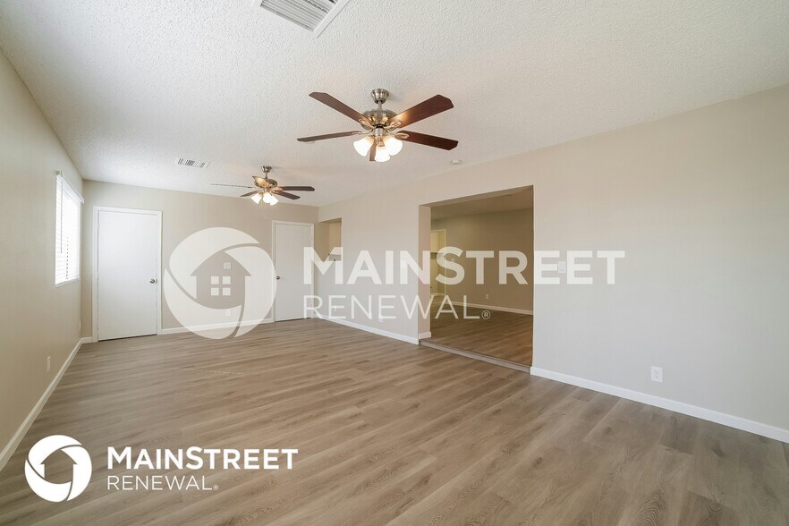 Building Photo - 7227 W Turquoise Ave