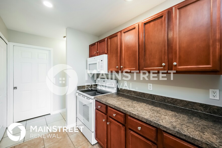 Building Photo - 3113 71st St W