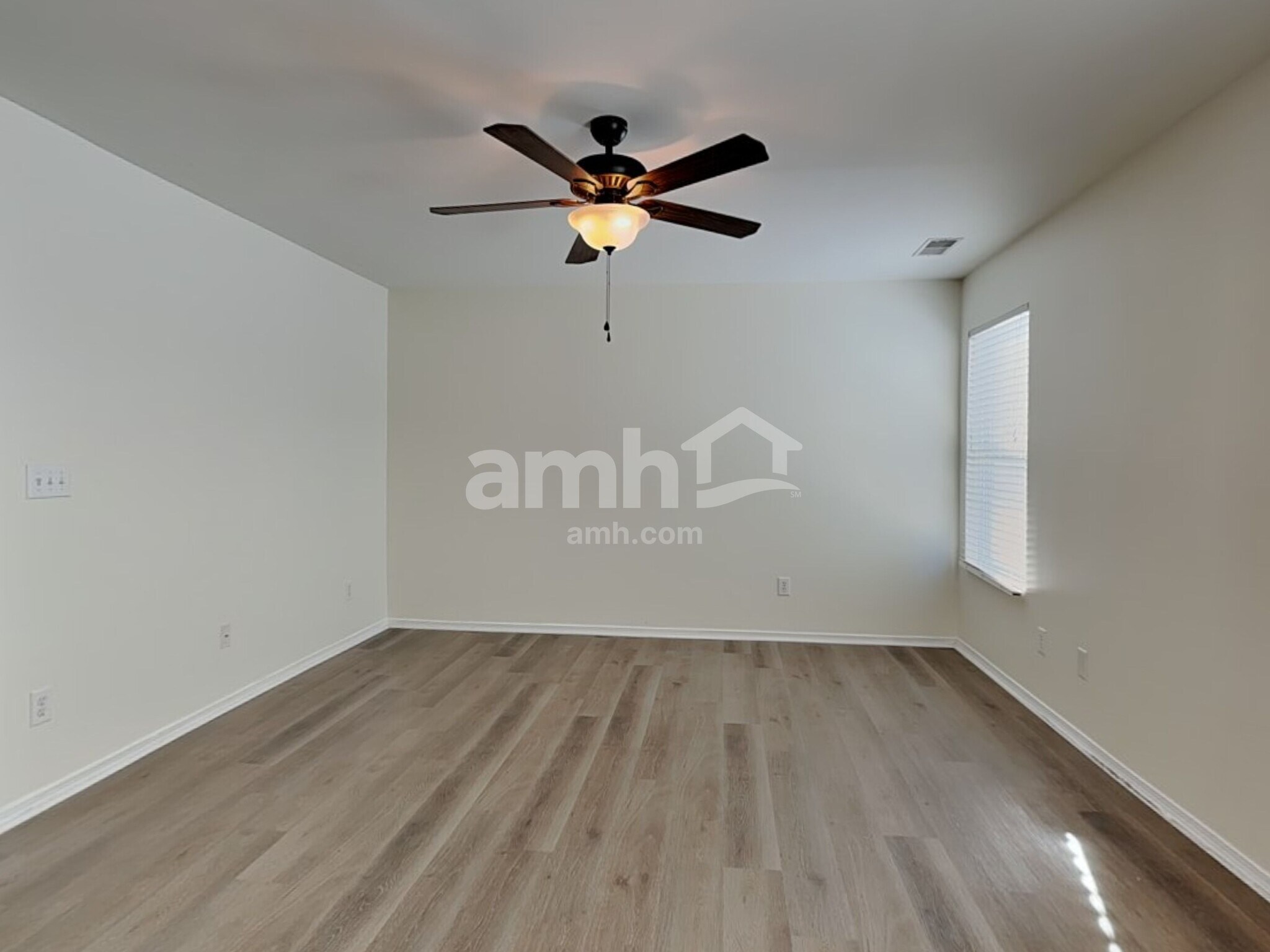 Building Photo - 4455 Westhill Pl