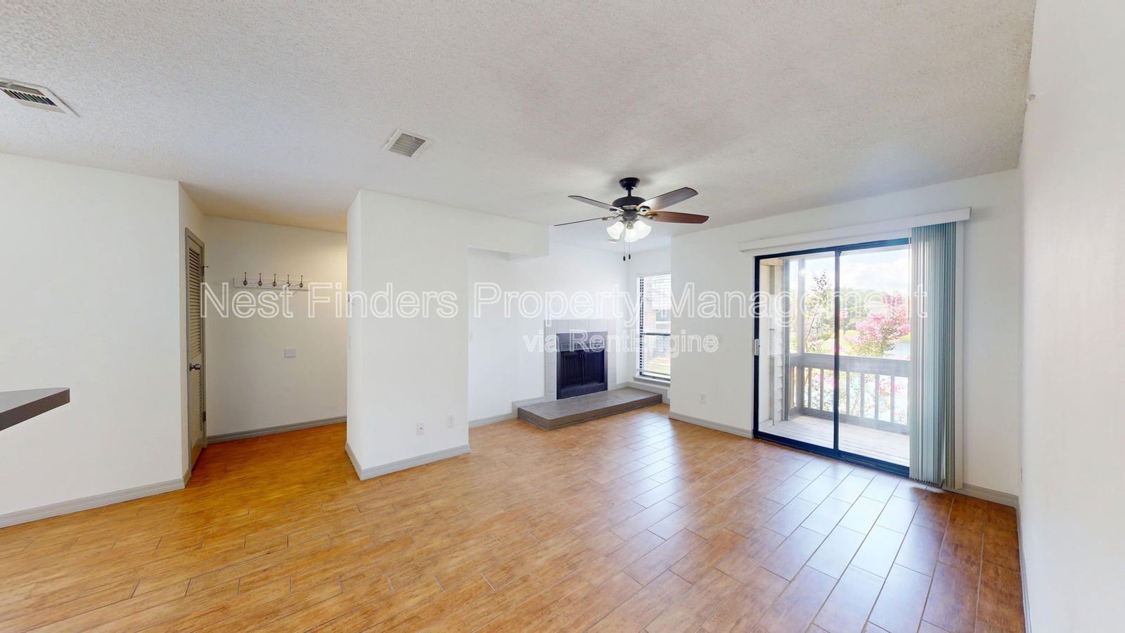 Building Photo - 10200 Belle Rive Blvd
