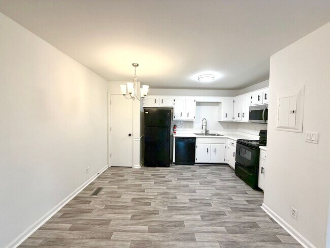 Building Photo - 402 Jack Miller Blvd