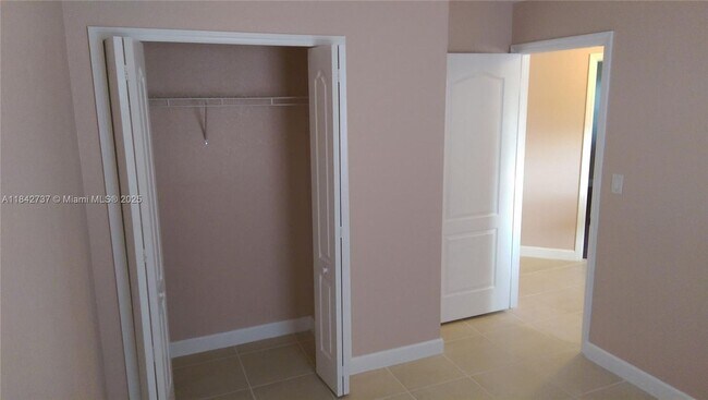 Building Photo - 4321 SW 160th Ave