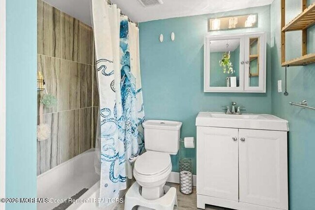 Building Photo - 109 S Main St