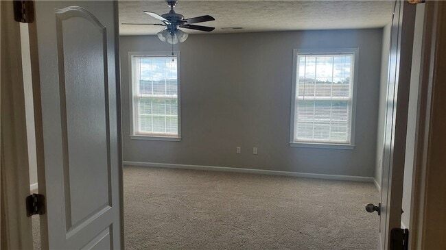 Building Photo - 2310 Flint Dr