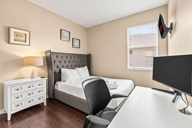 Building Photo - 8317 Moccasin Trail Dr