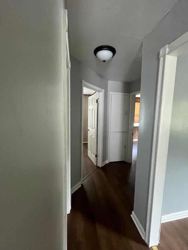 Building Photo - 3 BR. @ BATH home in the middle of Cabot