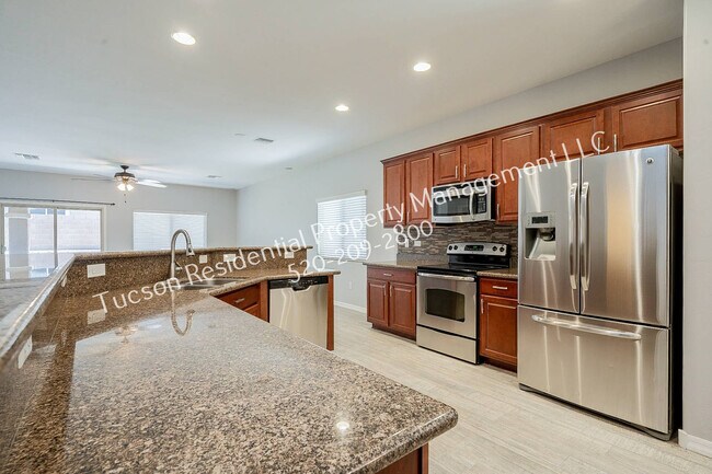 Building Photo - 7334 E Alderberry St