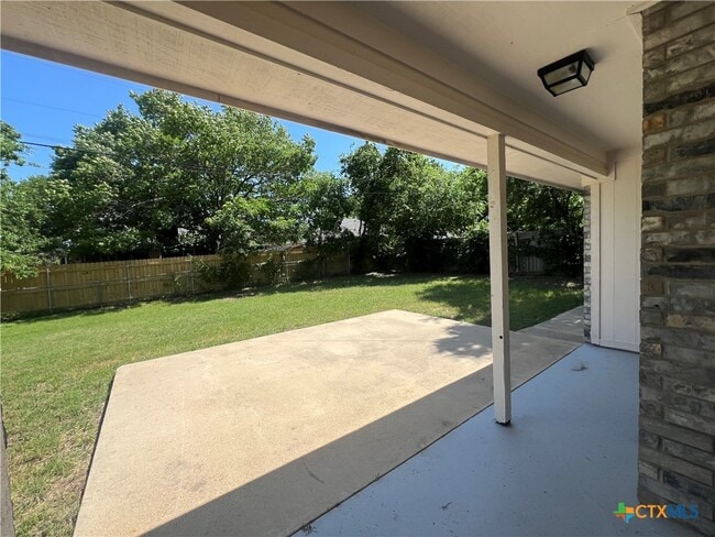 Building Photo - 4708 Bluestem Ln