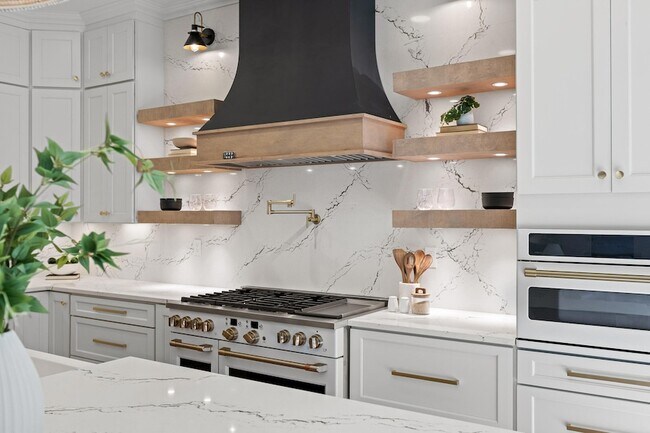 Building Photo - 1103 Centennial Dr