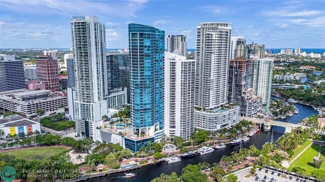 Building Photo - 333 Las Olas Way