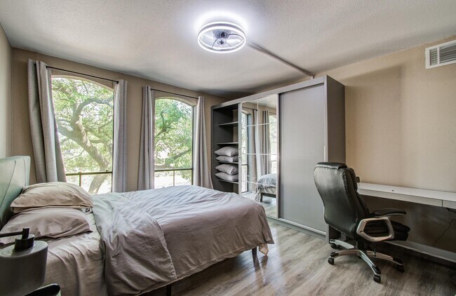 Building Photo - 4641 Wild Indigo St