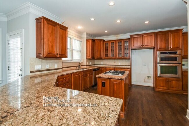 Building Photo - Experience Luxury Living in a Premier Gate...