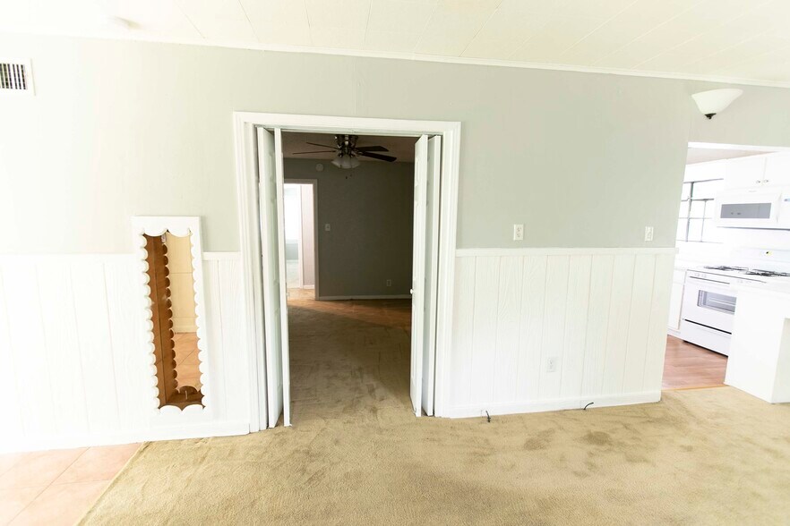 Bedroom 1 - 7459 Mohawk Ave