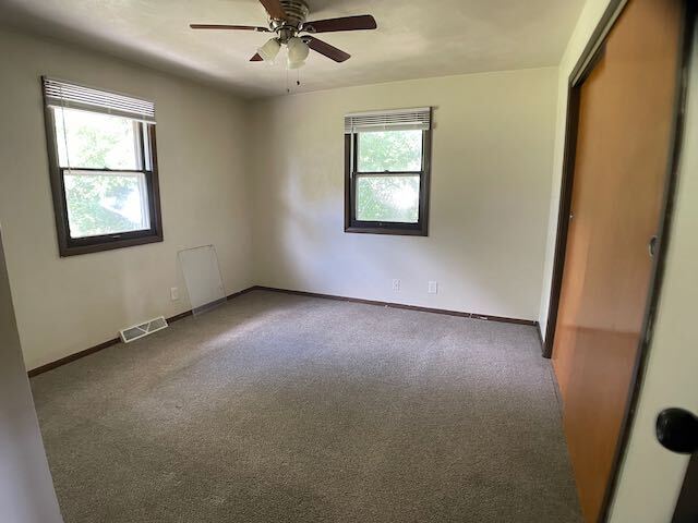 Building Photo - Duplex unit in Hanna City