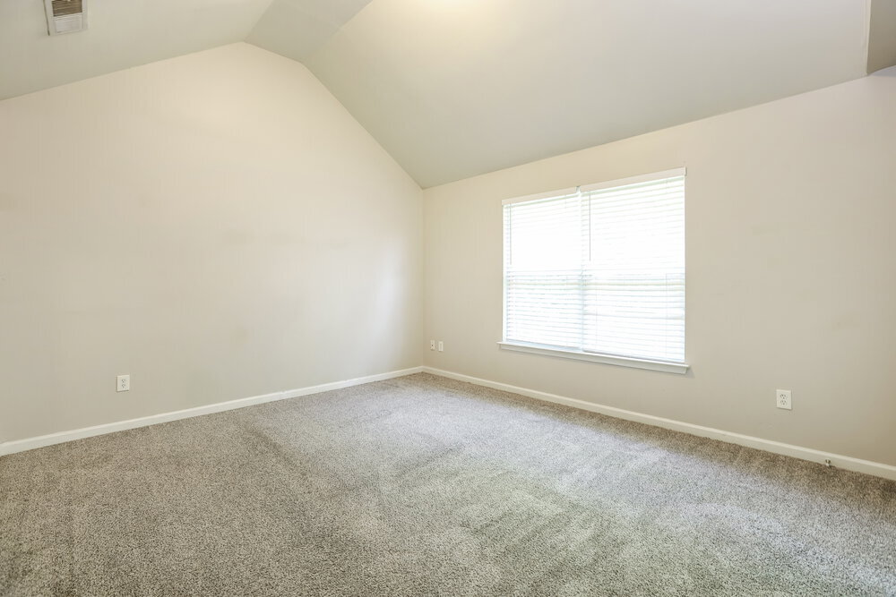 Building Photo - 3112 Berthas Overlook