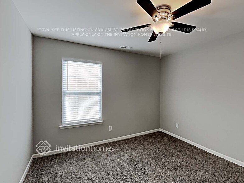 Building Photo - 4112 John Dale Ln