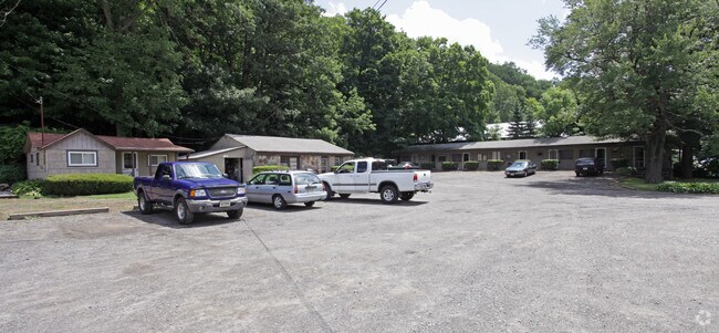 Primary Photo - 148 Route 181