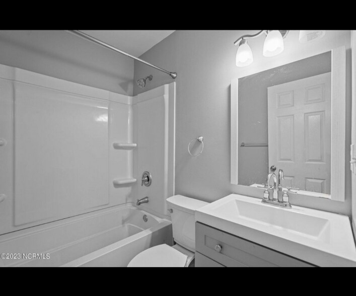 Building Photo - 2603 McClammy St