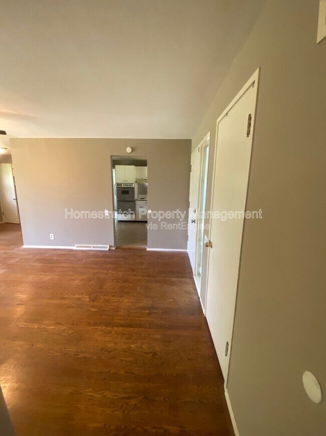 Building Photo - 2220 Argo Dr