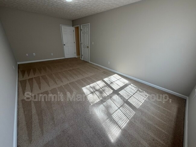 Building Photo - 3965 Brushymill Ct