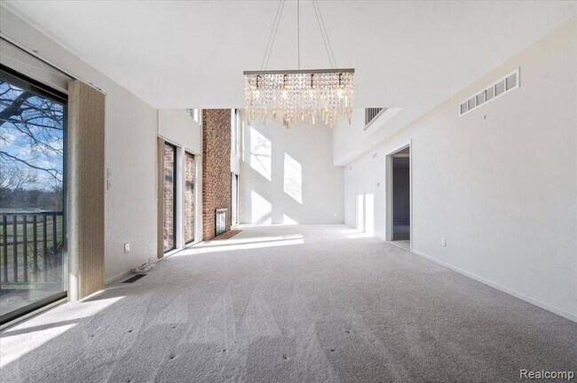 Building Photo - 1863 Wingate Rd