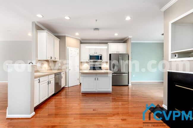 Building Photo - 806 Emory Ct