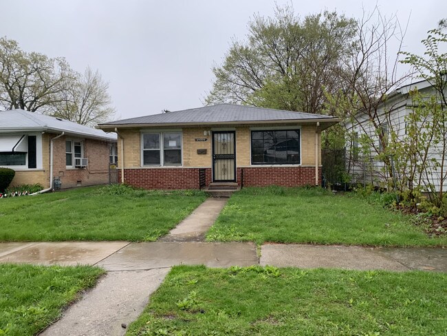 Building Photo - 6th