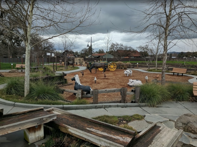 Building Photo - 4670 Holycon Cir