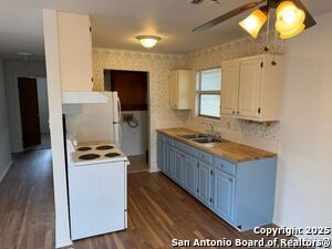 Building Photo - 173 Water Oak Ln