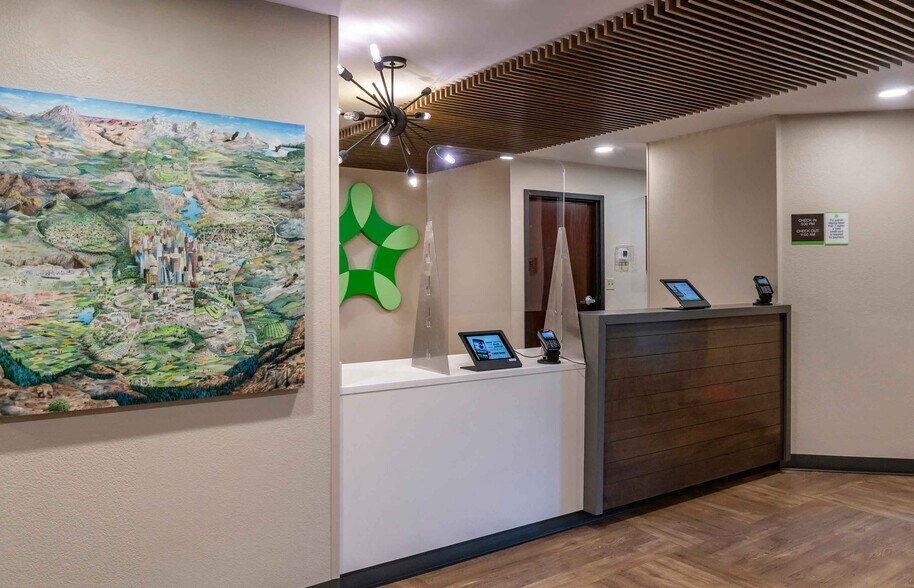 Building Photo - Furnished Studio-Seattle - Bellevue - Down...