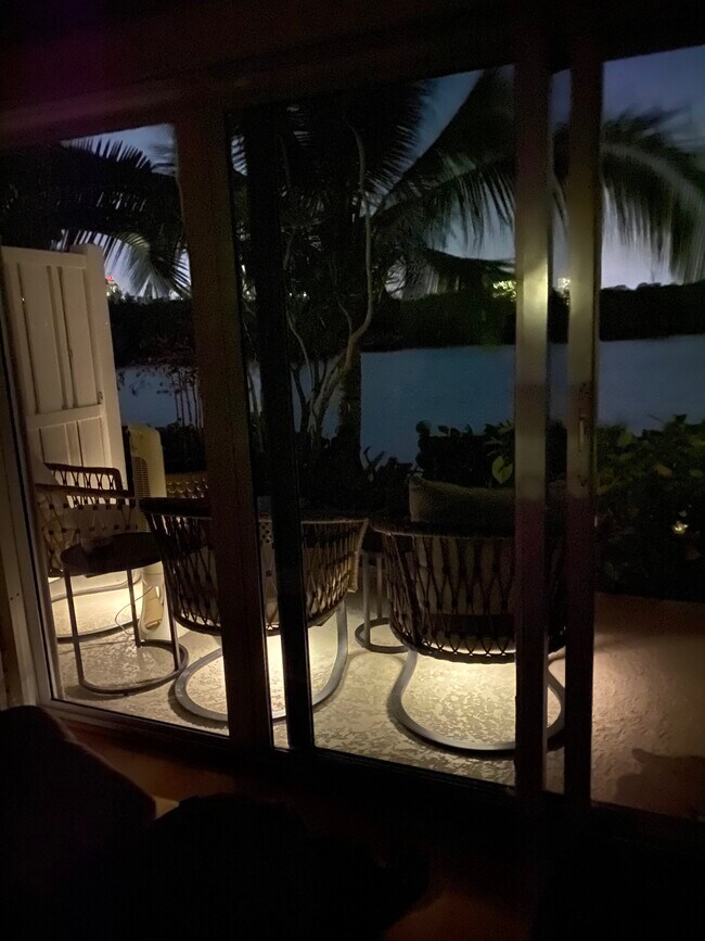 Enjoy the nightlife on this quiet lagoon - 6520 N Ocean Blvd