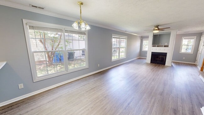 Building Photo - 3 Bedroom Ranch with Bonus Room in Gated Community & Jack Britt School District!