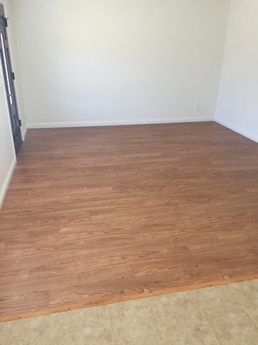 Building Photo - 922 W 25th St