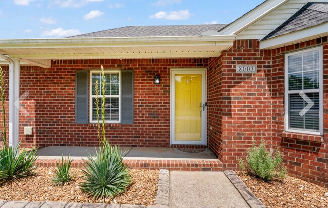 Building Photo - 8003 Minehead Dr
