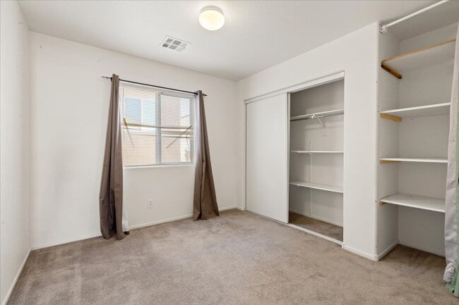 Building Photo - Open Floor Plan 3 Bd, 2.5 Bths, 2-Car Garage