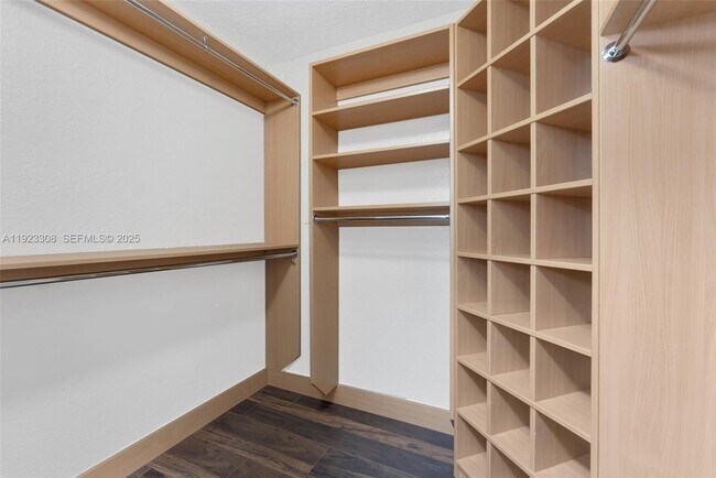 Building Photo - 2214 SE 23rd Ave