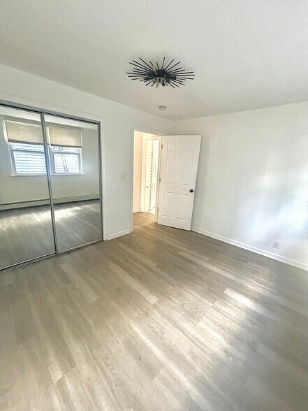 Room 2 - 205 N 16th St