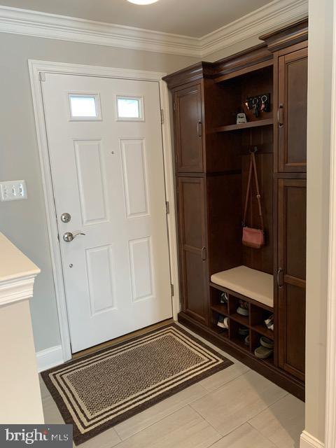 Building Photo - 7413 Farnum St