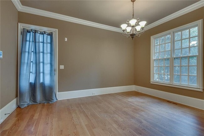 Building Photo - 3924 Sweat Creek Run NE