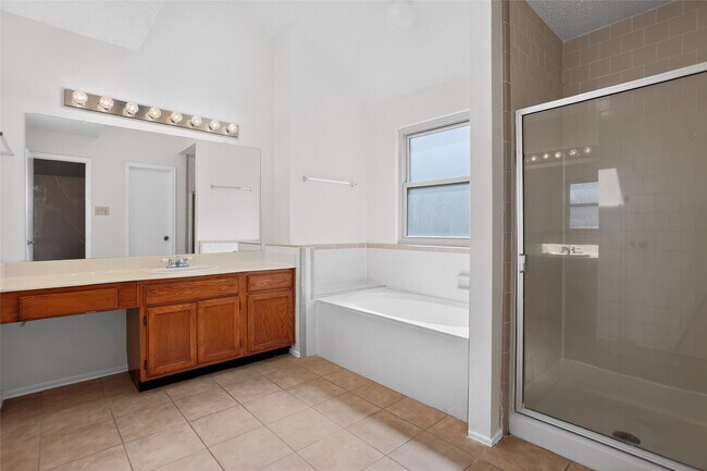 Building Photo - 1211 Berrystone Trail