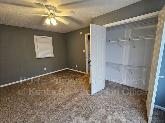 Building Photo - 353 Lucille Dr