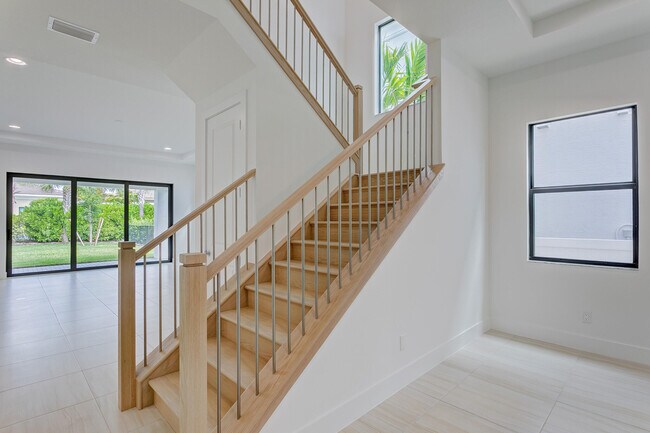 Building Photo - 13559 Artisan Cir