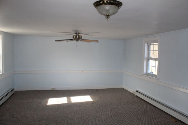 Building Photo - 10228 Clay Lick Rd