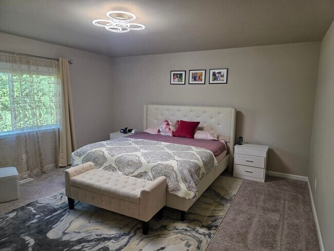 Building Photo - Gig Harbor McCormick Creek Phase 2 - 4 bedroom 3 bathroom 2831 sq ft well maintained home! Avail ...
