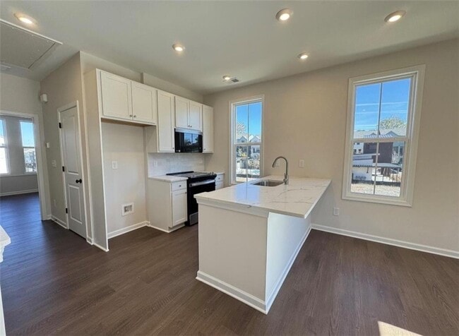 Building Photo - 1393 Breezy St SE