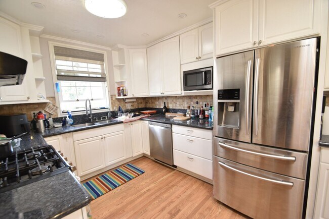 Building Photo - 3 Bed / 3 Bath Remodeled Golden Hills Fullerton Home – 1,940 Sq Ft with Pool, Spa & Solar