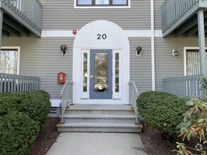 Building Photo - 20 Ledgewood Hills Dr